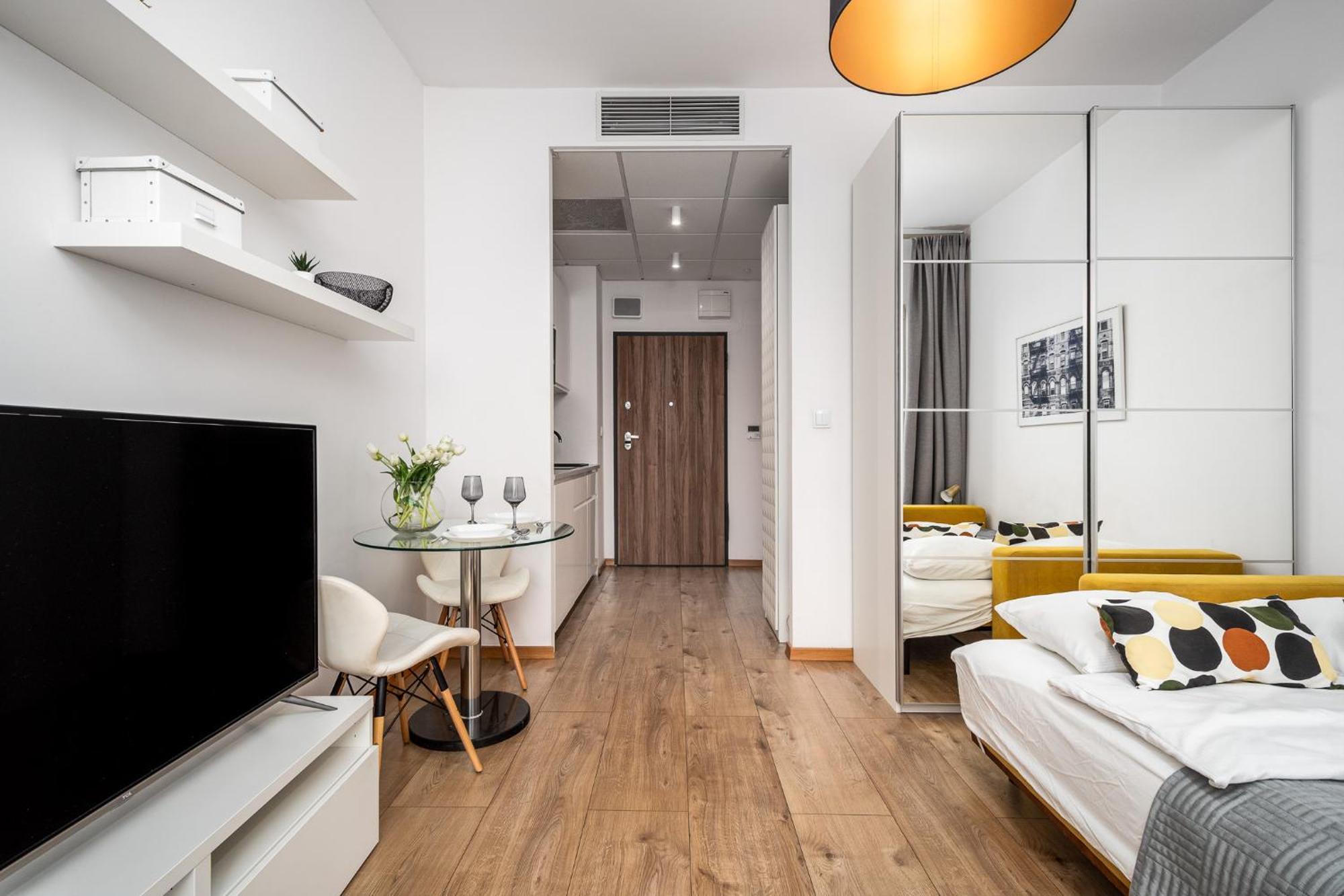 ורשה Prymasa Tysiaclecia 83A Free Garage By Perfect Apart מראה חיצוני תמונה